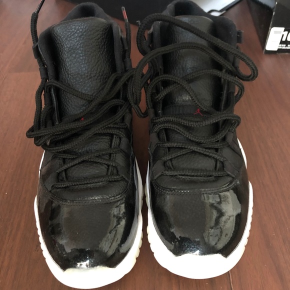 Jordan 11 Retro 72-10 - Picture 4 of 8